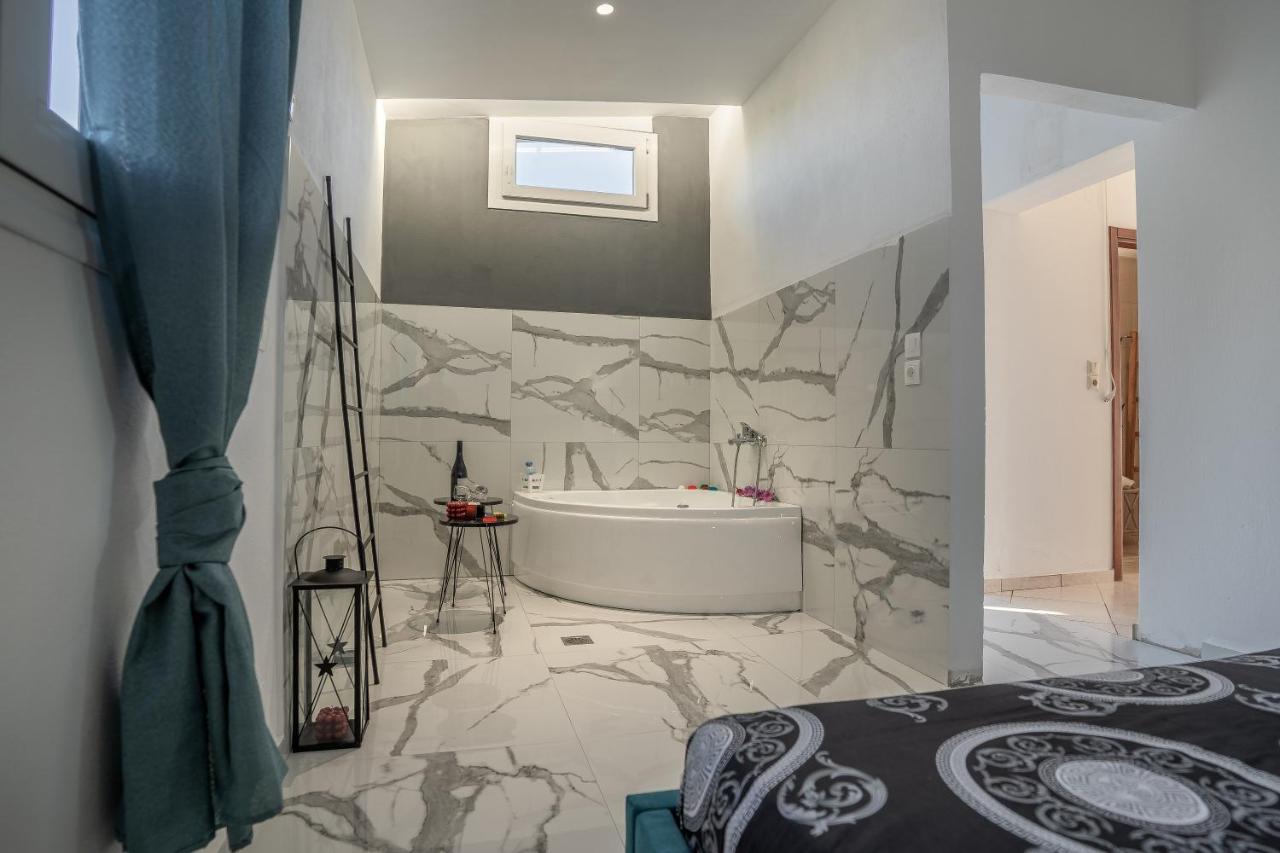 Villa Aktis With Freshwater Pool And Sea View Sissi Exterior foto