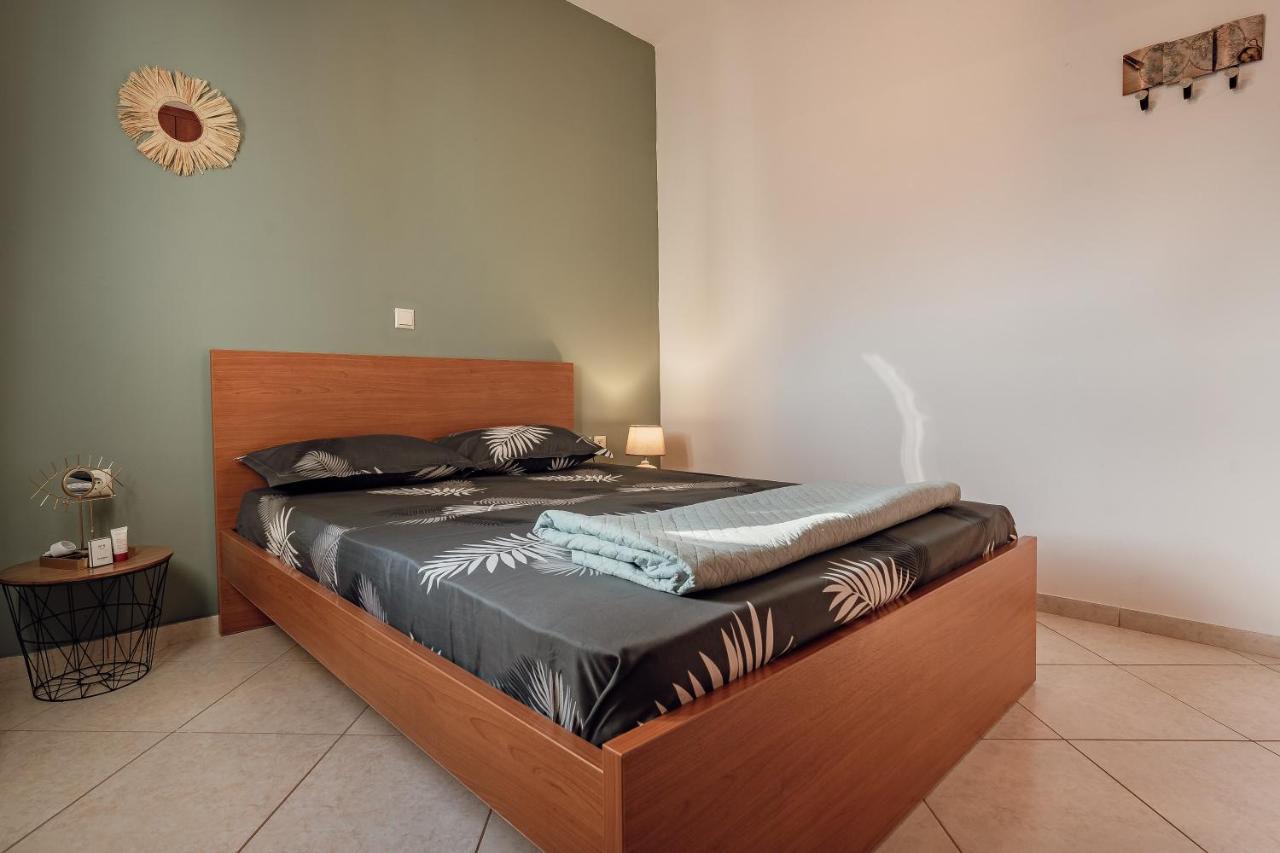 Villa Aktis With Freshwater Pool And Sea View Sissi Exterior foto